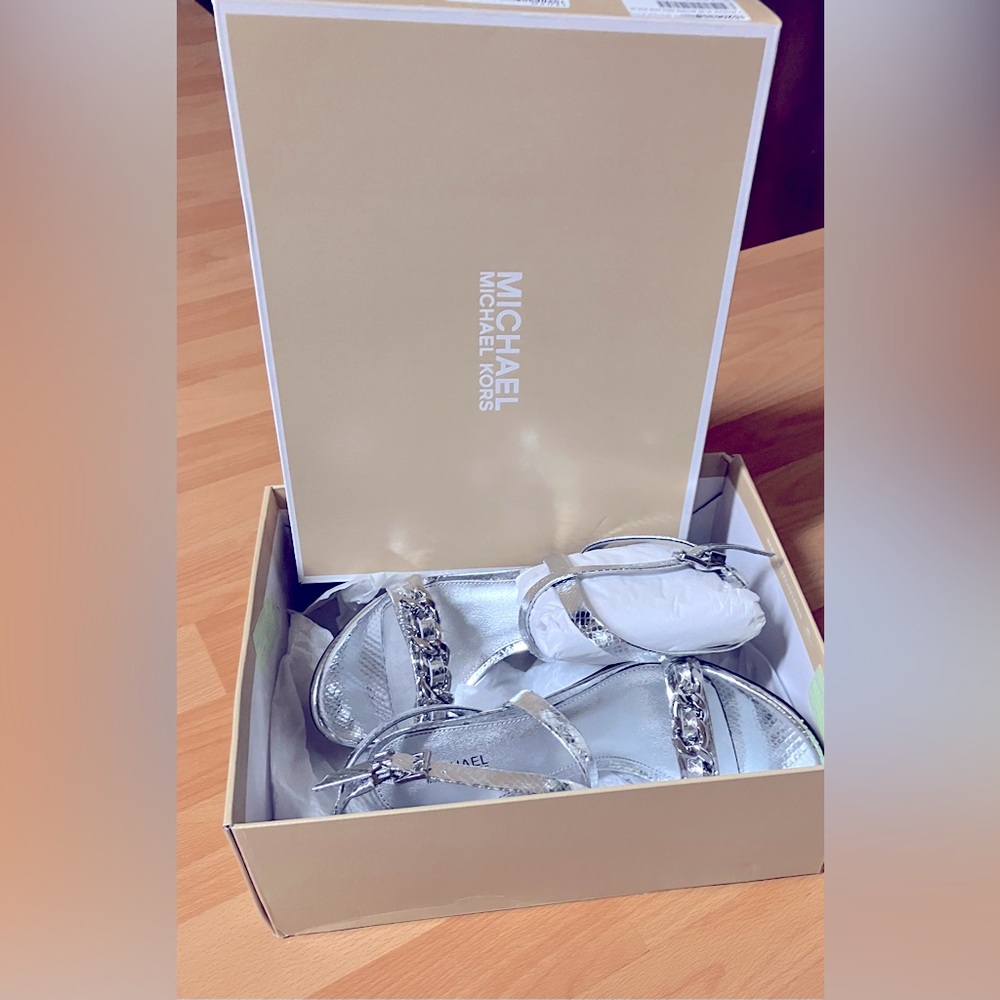 Michael Kors Silver High Heel Leather Sandal - Chain Front/Strappy/Size 7 - Picture 7 of 14